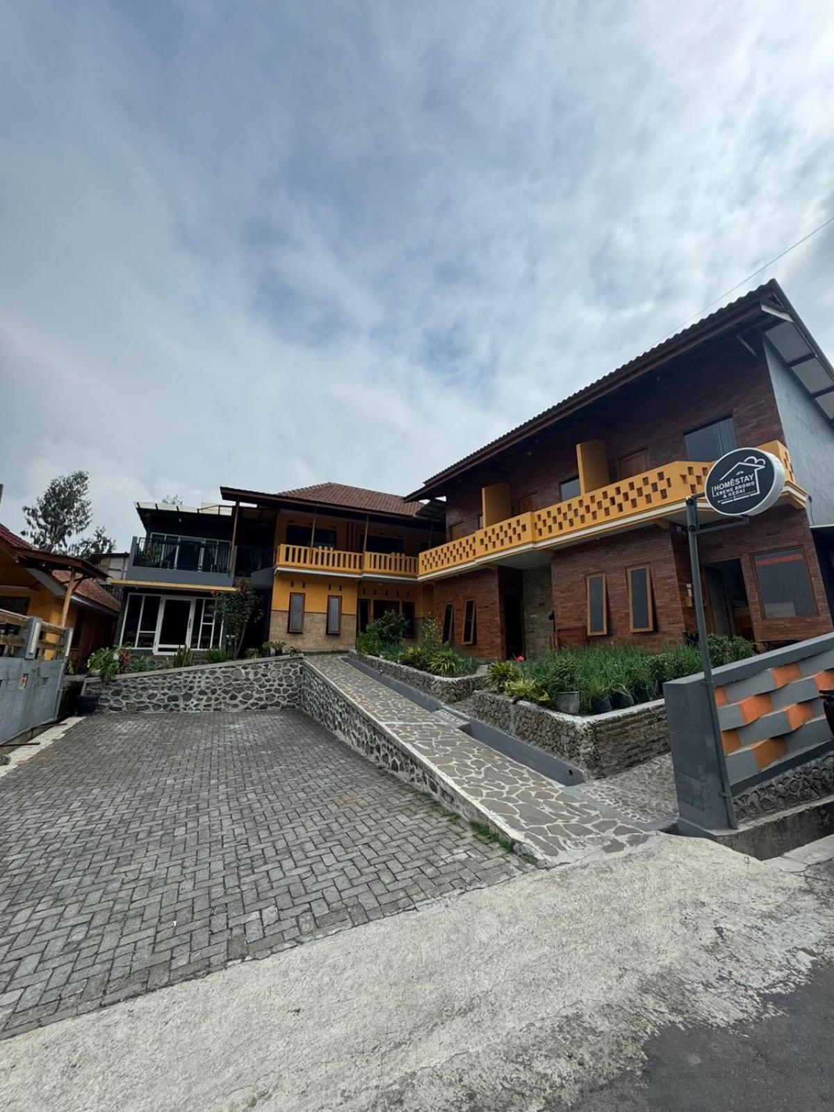 Homestay Lereng Бромо Екстер'єр фото